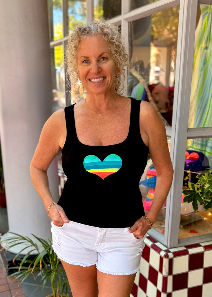 Heart Tank - Black - Classic Fit