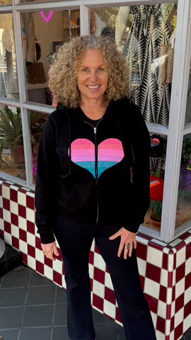 Heart Hoodie - Cropped Sweatshirt