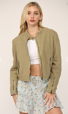 D2470 - Star Cropped Jacket