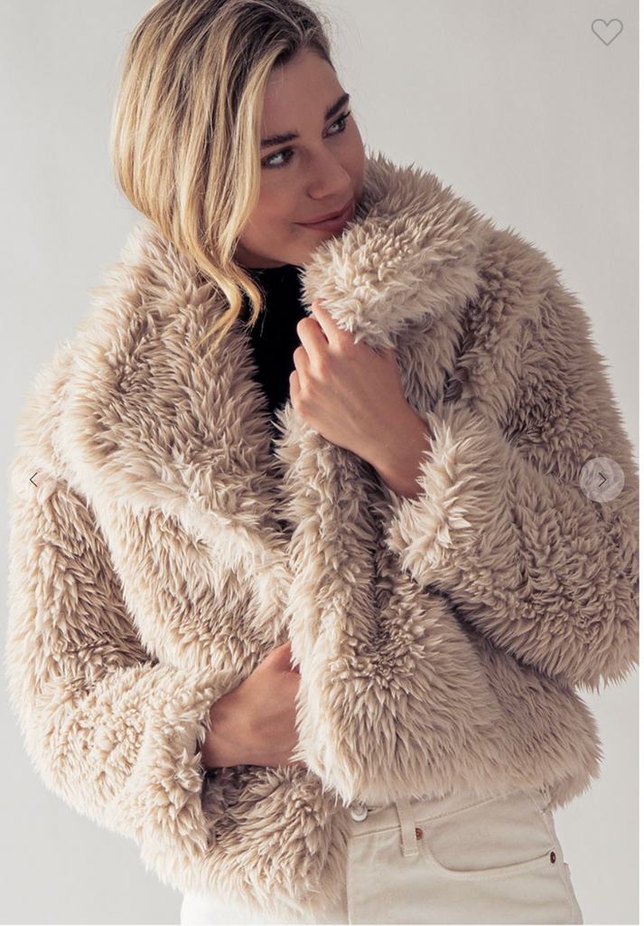 D2606 - Faux Fur Coat