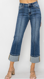D2613 - High Rise Straight Jeans