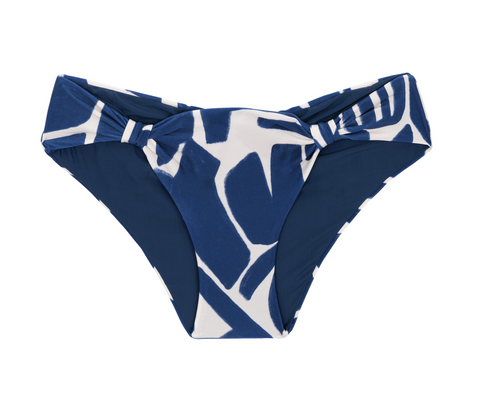 B132 - Knotted Reversible Bottoms